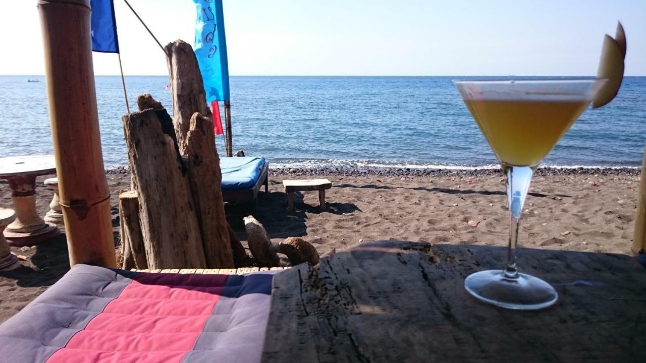 אמד Barracuda Beach Hostel מראה חיצוני תמונה